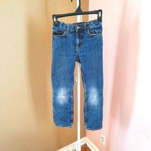 Boys fleece-lined,stone-wash and distressed jeans.